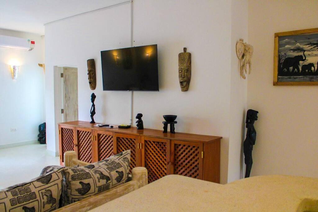 White Villa - Paparemo Beach Watamu Exterior foto