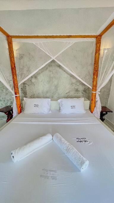 White Villa - Paparemo Beach Watamu Exterior foto